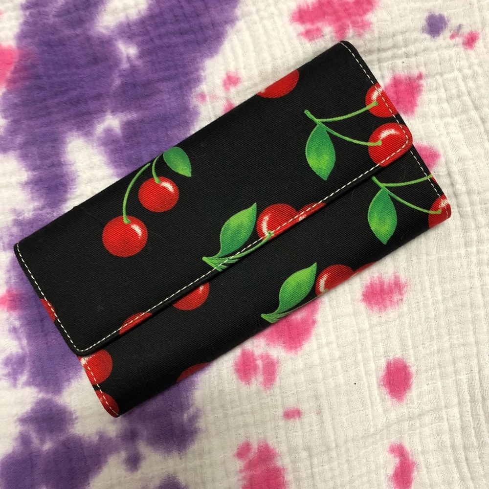 Cherry wallet